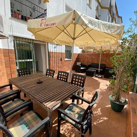 Apartamento En El Centro De エステポナ エクステリア 写真