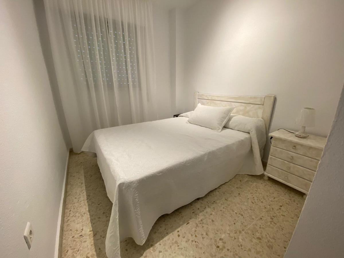 Apartamento En El Centro De エステポナ エクステリア 写真