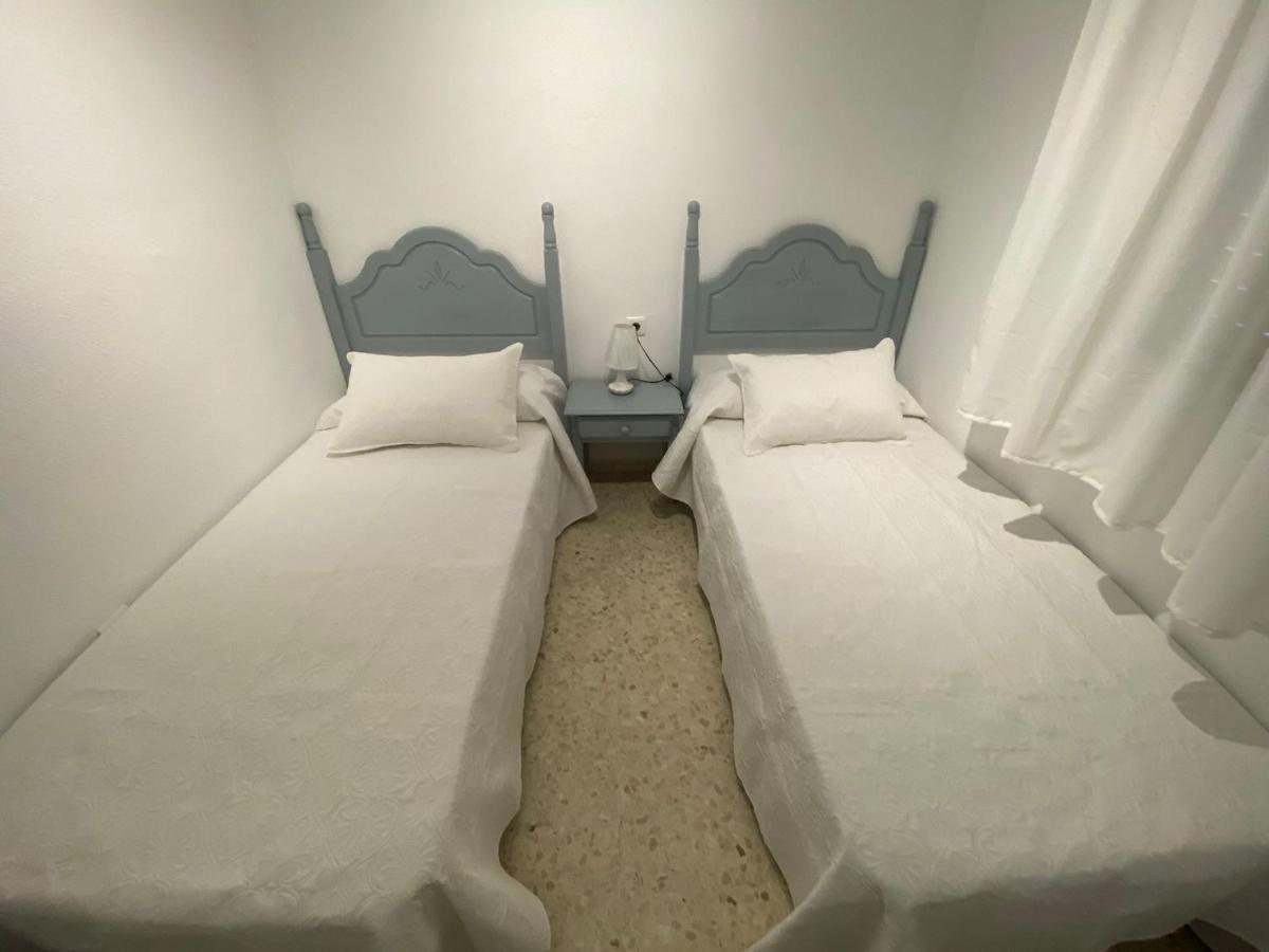 Apartamento En El Centro De エステポナ エクステリア 写真
