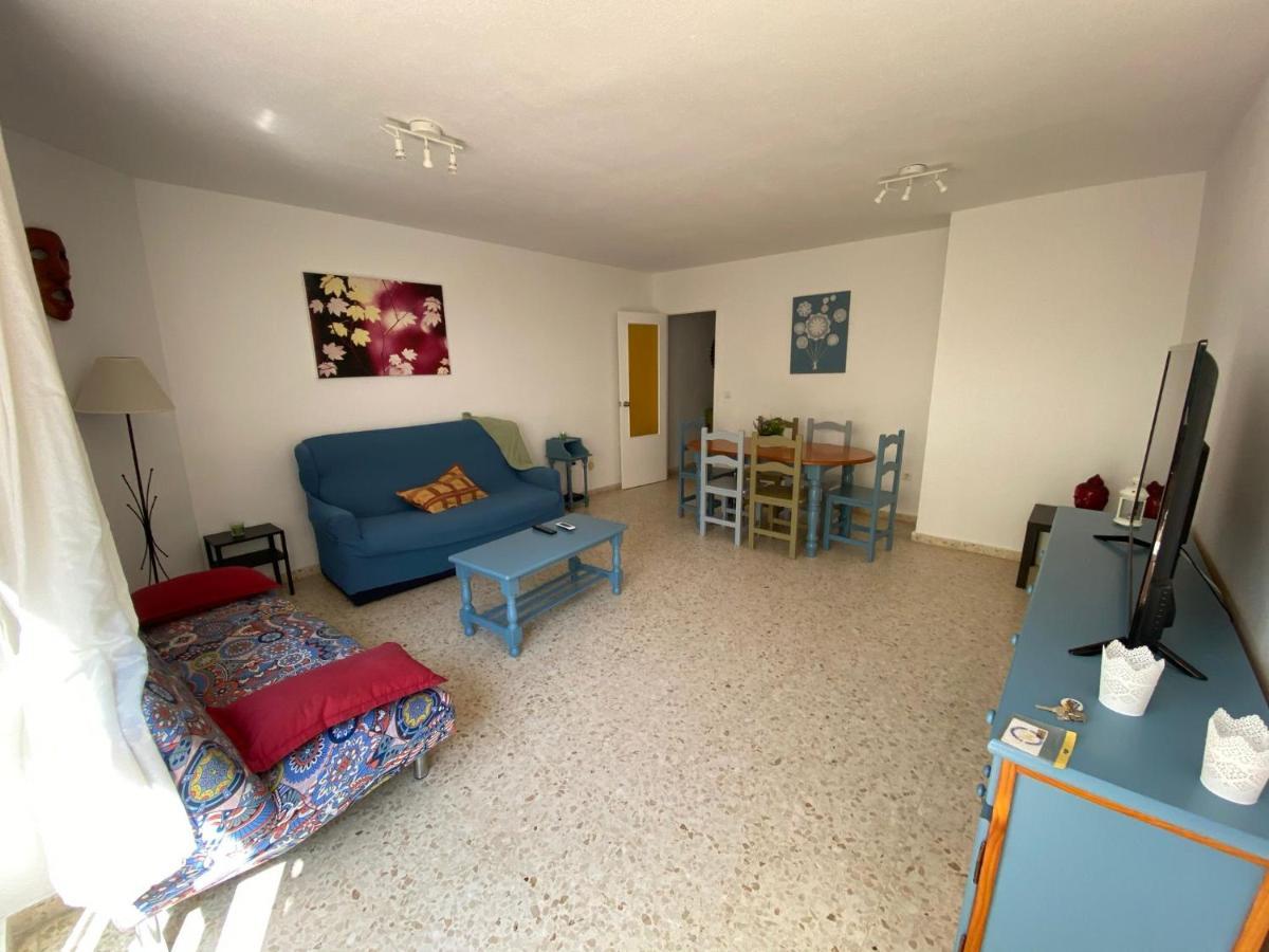 Apartamento En El Centro De エステポナ エクステリア 写真